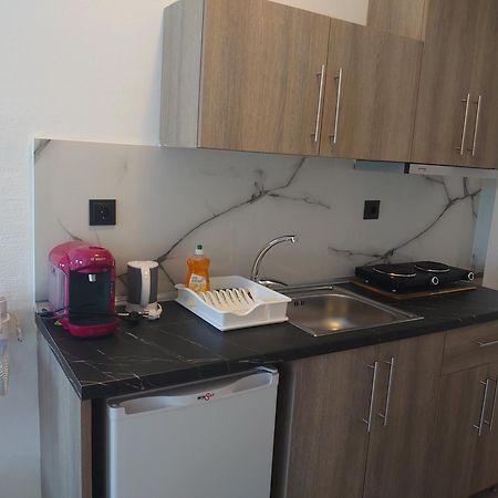 Merida Apartments Mola Kalyva Dış mekan fotoğraf