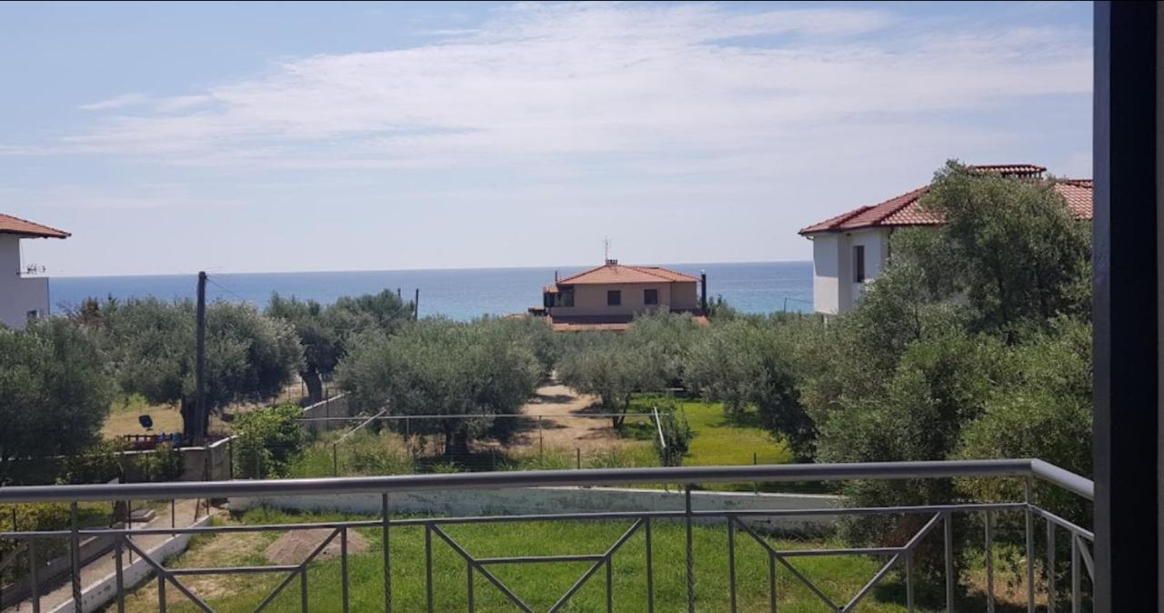 Merida Apartments Mola Kalyva Dış mekan fotoğraf
